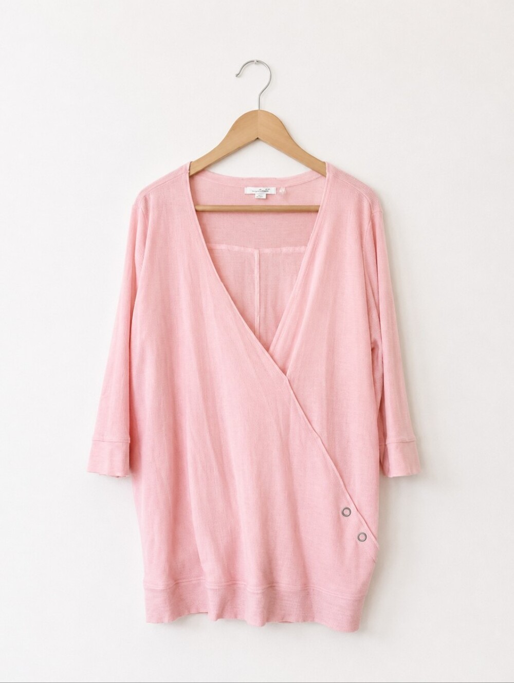 •Simply Noelle Pink V-Neck Waffle Knit Top